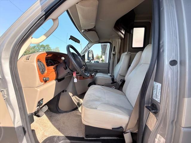 2006 Ford E-450 Cutaway Commercial