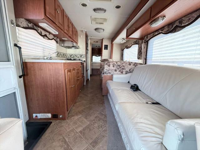 2006 Ford E-450 Cutaway Commercial