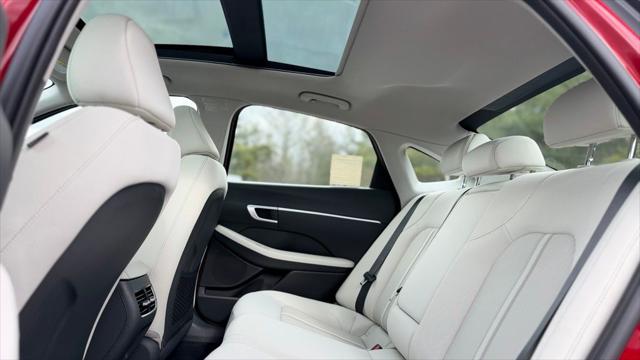 2026 Hyundai Sonata Hybrid SEL