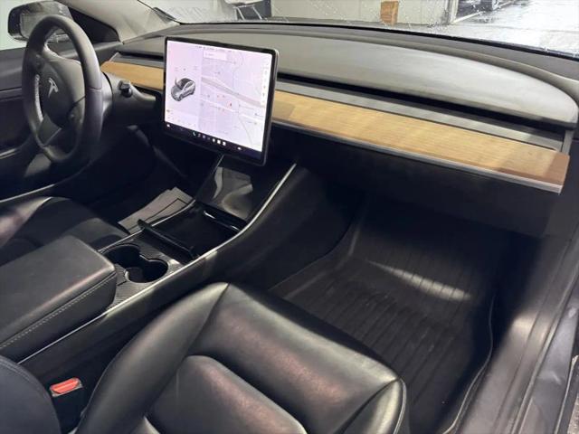 2020 Tesla Model 3 Standard Range Rear-Wheel Drive