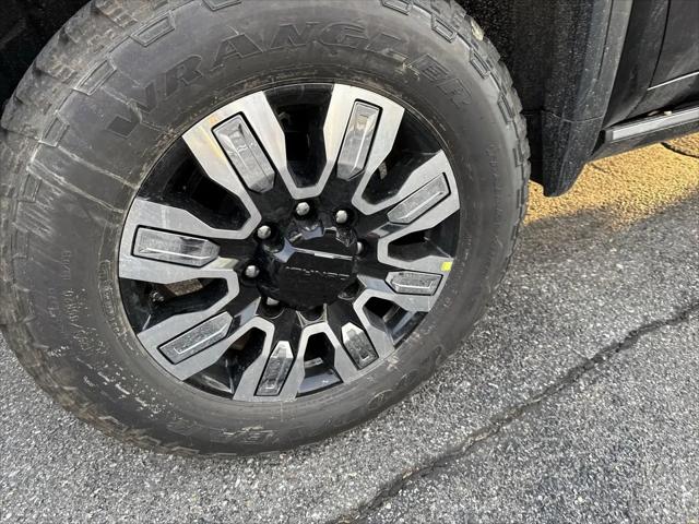 2026 GMC Sierra 2500HD Crew Cab, Standard Bed, Denali, 4WD