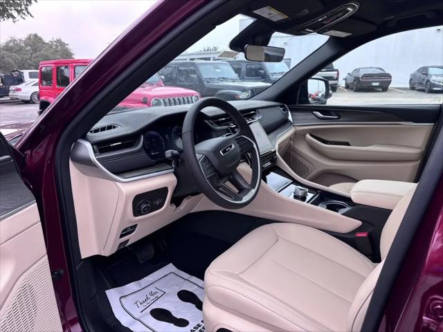 2025 Jeep Grand Cherokee L Limited 4x2