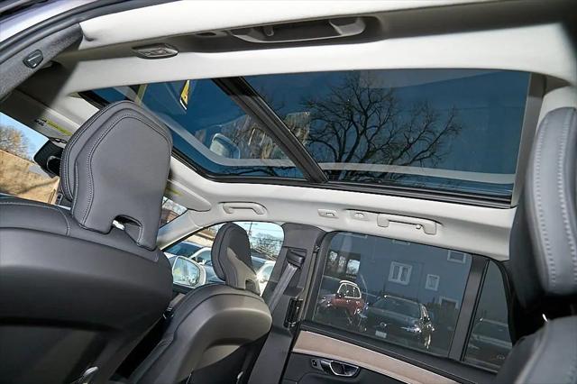 2026 Volvo XC90 Plus, B6 AWD Gas (mild hybrid), Gasoline, Bright, 7 Seats