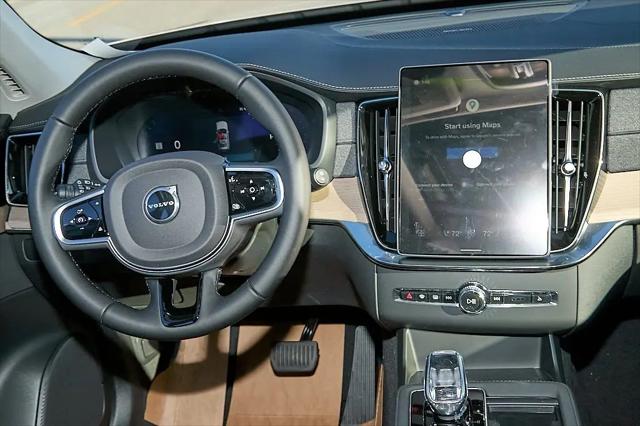 2026 Volvo XC90 Plus, B6 AWD Gas (mild hybrid), Gasoline, Bright, 7 Seats