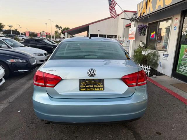 2012 Volkswagen Passat 2.5L S