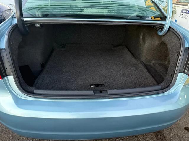 2012 Volkswagen Passat 2.5L S
