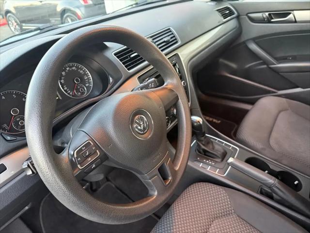 2012 Volkswagen Passat 2.5L S