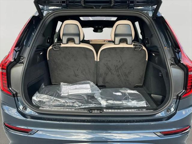 2026 Volvo XC90 Ultra Dark Theme, B6 AWD Gas (mild hybrid), Gasoline, 7 Seats