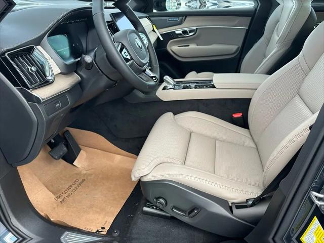 2026 Volvo XC90 Ultra Dark Theme, B6 AWD Gas (mild hybrid), Gasoline, 7 Seats