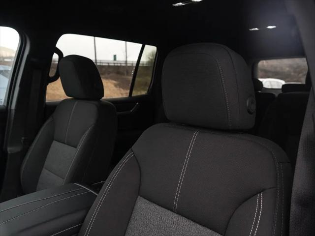 2026 GMC Acadia Elevation AWD