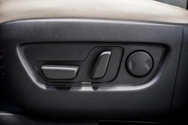 2025 Mazda X-90 Premium Sport