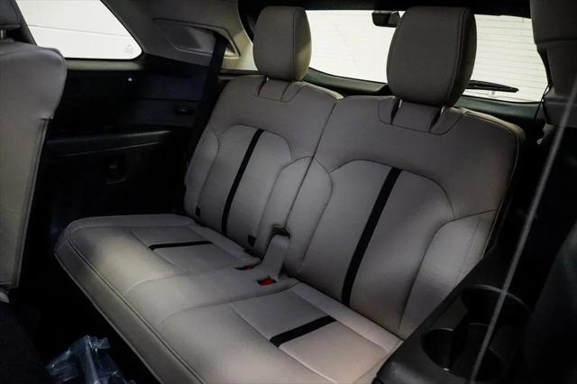 2025 Mazda X-90 Premium Sport