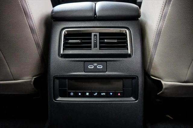 2025 Mazda X-90 Premium Sport