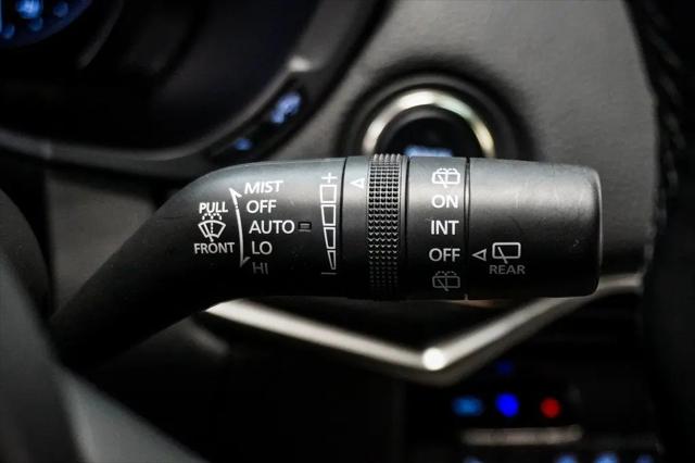 2025 Mazda X-90 Premium Sport