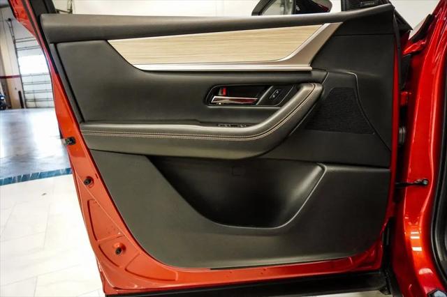 2025 Mazda X-90 Premium Sport