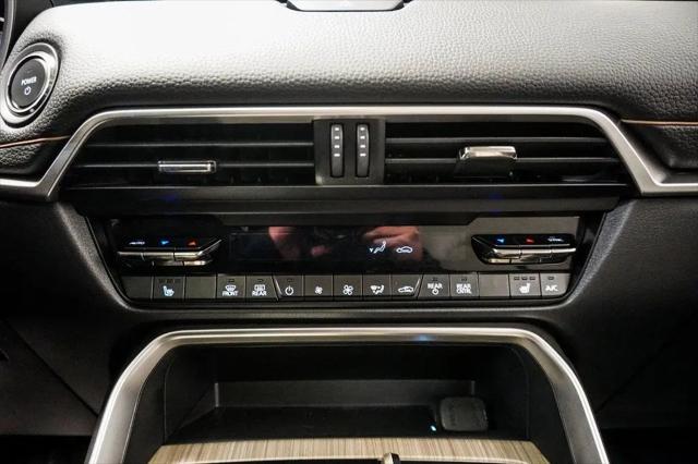 2025 Mazda X-90 Premium Sport