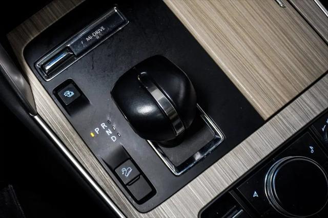 2025 Mazda X-90 Premium Sport