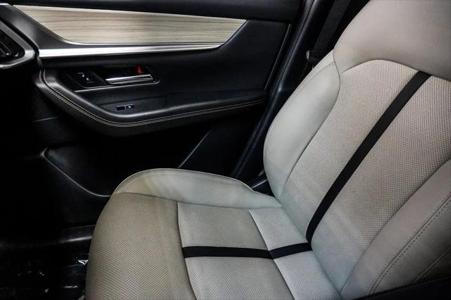 2025 Mazda X-90 Premium Sport