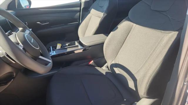 2026 Hyundai Tucson Hybrid Blue SE