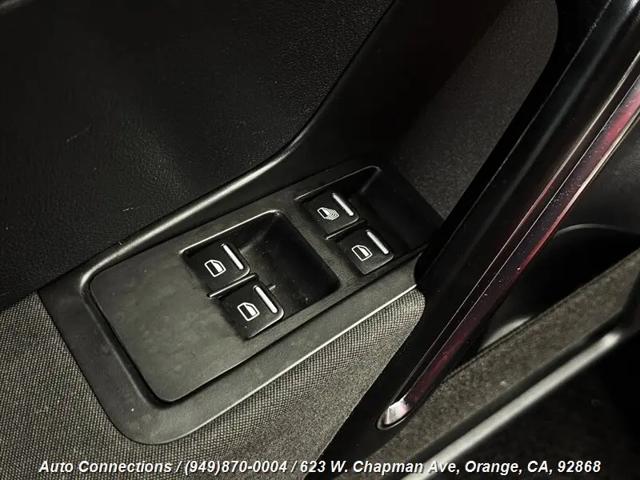2018 Volkswagen Beetle 2.0T Coast