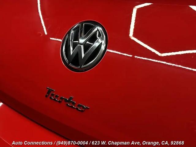 2018 Volkswagen Beetle 2.0T Coast