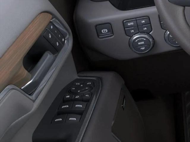 2026 GMC Sierra 2500HD Crew Cab, Standard Bed, SLT, 4WD