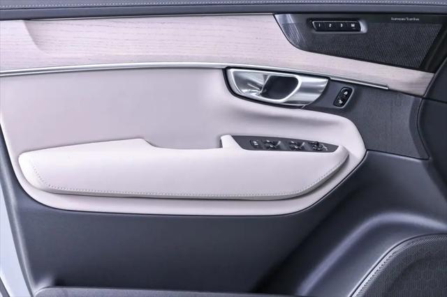 2026 Volvo XC90 Plus, B6 AWD Gas (mild hybrid), Gasoline, Bright, 7 Seats