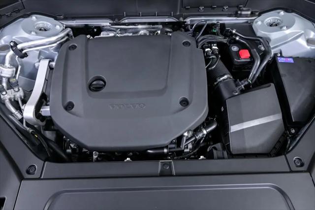2026 Volvo XC90 Plus, B6 AWD Gas (mild hybrid), Gasoline, Bright, 7 Seats