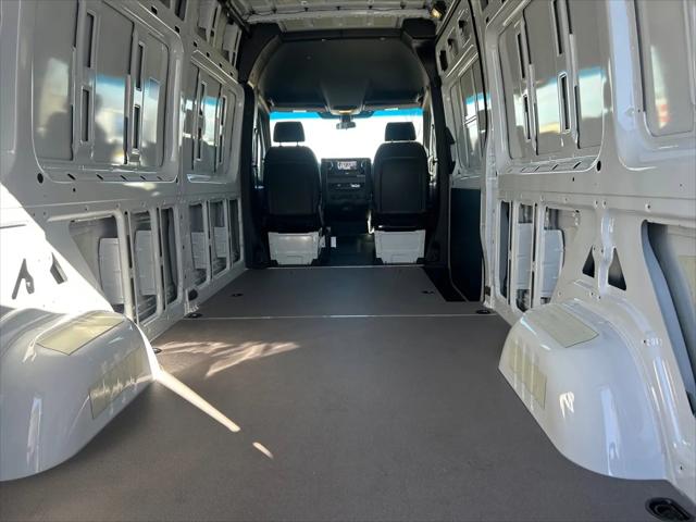 2026 Mercedes-Benz Sprinter 2500 High Roof 4-Cyl Diesel HO