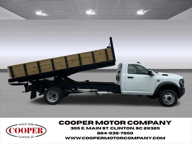 2024 Ram 4500 Chassis Tradesman/SLT
