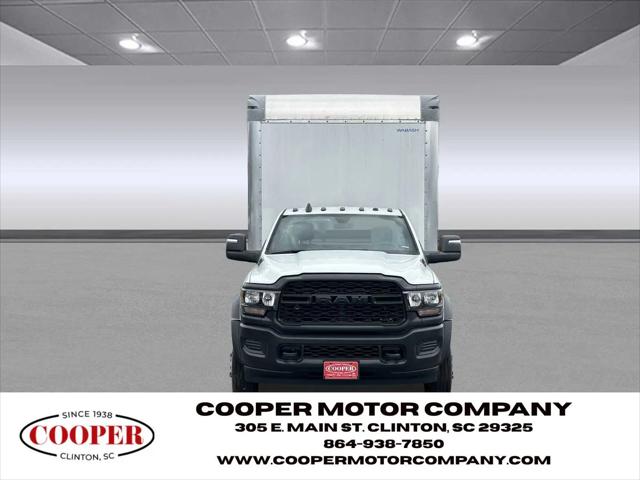 2024 Ram 4500 Chassis Tradesman/SLT
