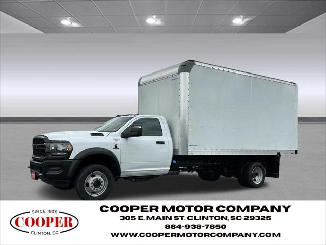 2024 Ram 4500 Chassis Tradesman/SLT