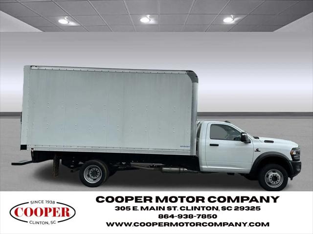 2024 Ram 4500 Chassis Tradesman/SLT