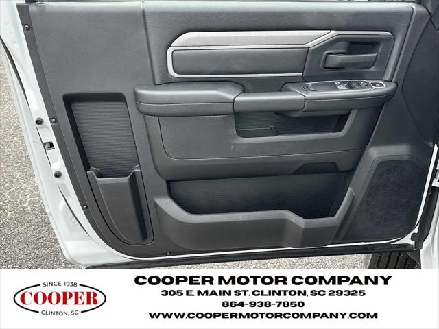 2024 Ram 4500 Chassis Tradesman/SLT