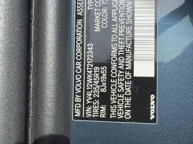 2026 Volvo V60 Cross Country Plus, B5 AWD Gas (mild hybrid)