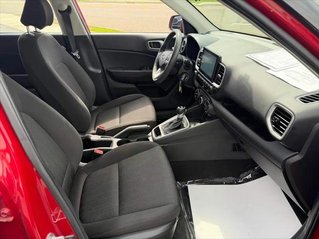 2021 Hyundai Venue SE