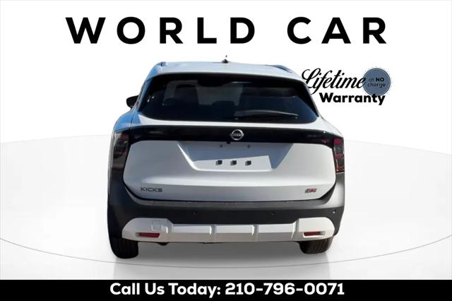 2026 Nissan Kicks SR