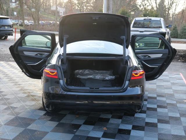 2024 Jaguar XF R-Dynamic SE P250 AWD Automatic