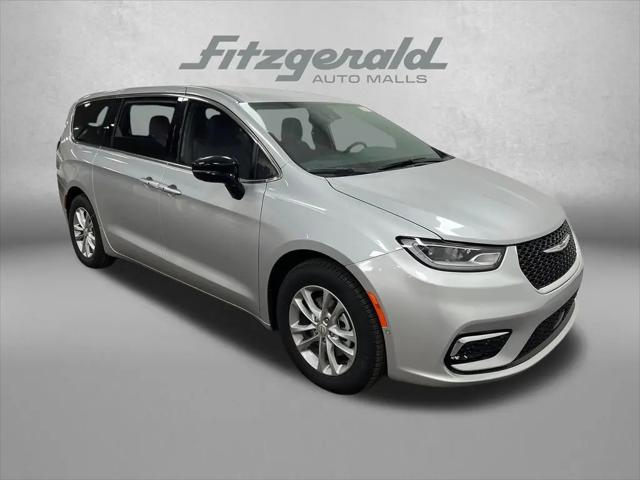 2026 Chrysler Pacifica Select for sale in Clearwater, FL