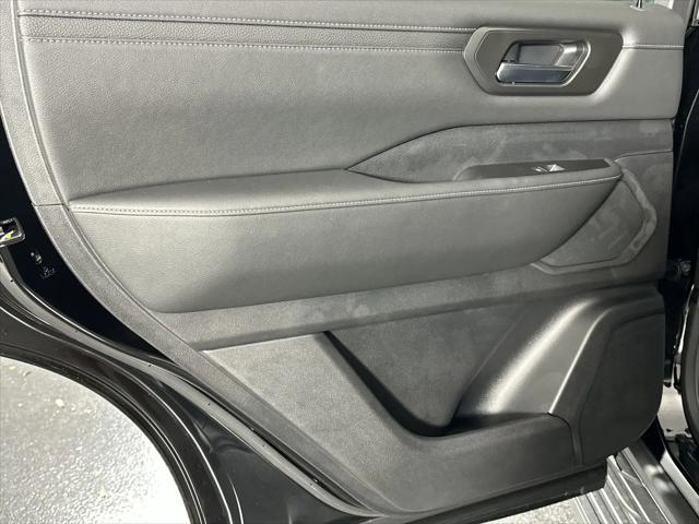 2026 Nissan Armada SV