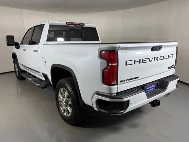 2026 Chevrolet Silverado 3500HD Crew Cab, Standard Bed, High Country, 4WD