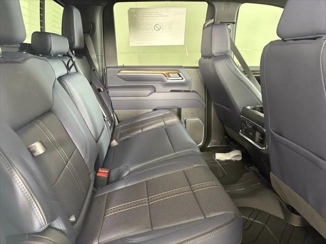 2026 Chevrolet Silverado 3500HD Crew Cab, Standard Bed, High Country, 4WD