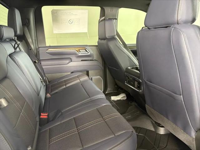 2026 Chevrolet Silverado 3500HD Crew Cab, Standard Bed, High Country, 4WD