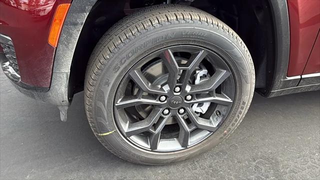 2025 Jeep Grand Cherokee L Limited 4x4
