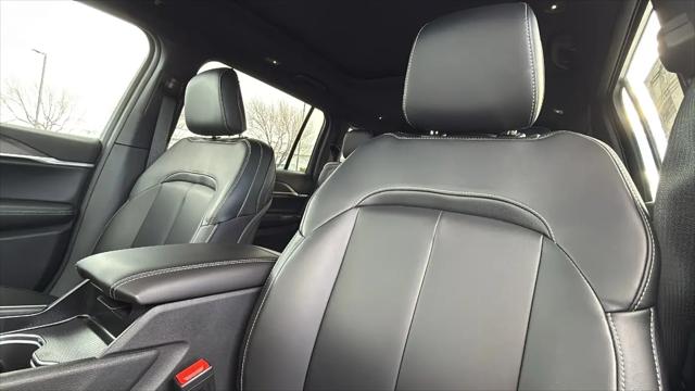 2025 Jeep Grand Cherokee L Limited 4x4
