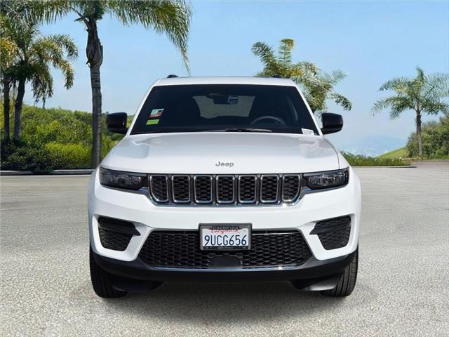 2025 Jeep Grand Cherokee Laredo X 4x2 2025 Jeep Grand Cherokee Laredo X 4x2