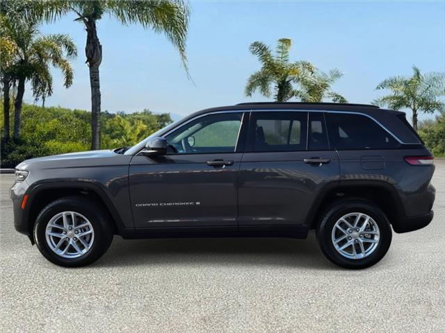 2025 Jeep Grand Cherokee Laredo X 4x2 2025 Jeep Grand Cherokee Laredo X 4x2