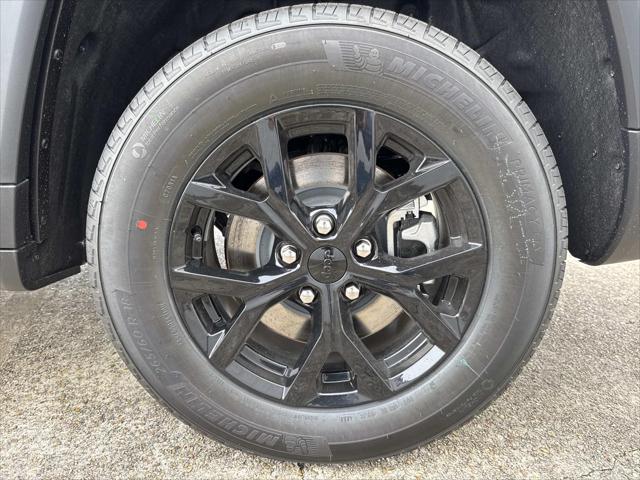 2025 Jeep Grand Cherokee GRAND CHEROKEE L ALTITUDE X 4X2