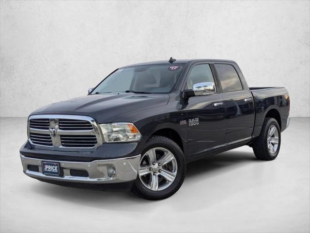 2017 RAM 1500 Lone Star Crew Cab 4x2 57 Box