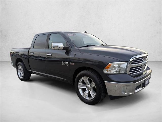2017 RAM 1500 Lone Star Crew Cab 4x2 57 Box